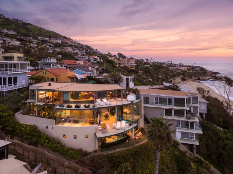 Oceanfront home in South Laguna Beach goes on sale for $14.9 million