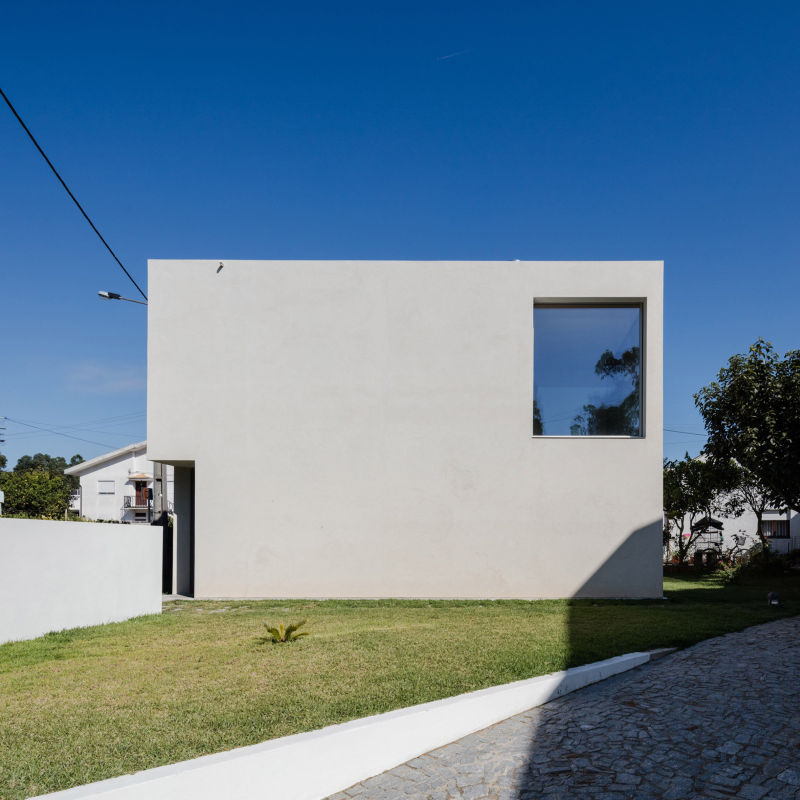 José Carlos Nunes de Oliveira builds dream family home at an affordable price