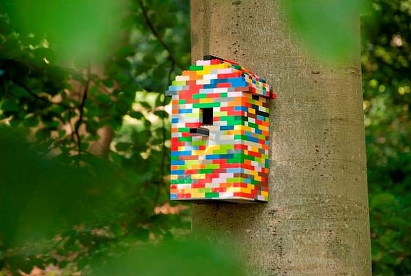 LEGO birdhouse