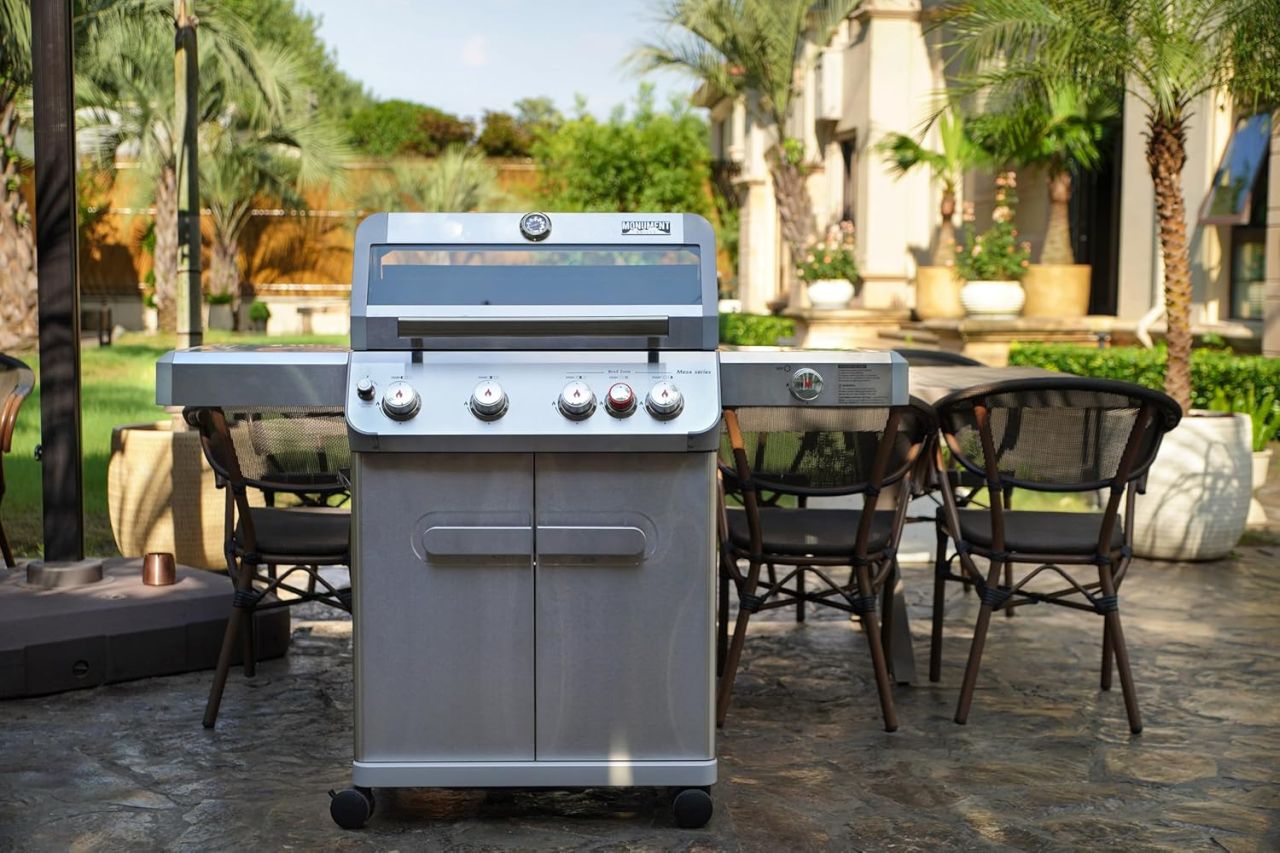 Monument Grills Mesa 415BZ 4-Burner Stainless Steel Gas Grill