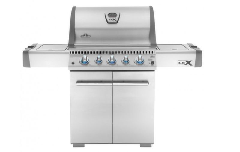 Napoleon LEX 485 outdoor gas grill 