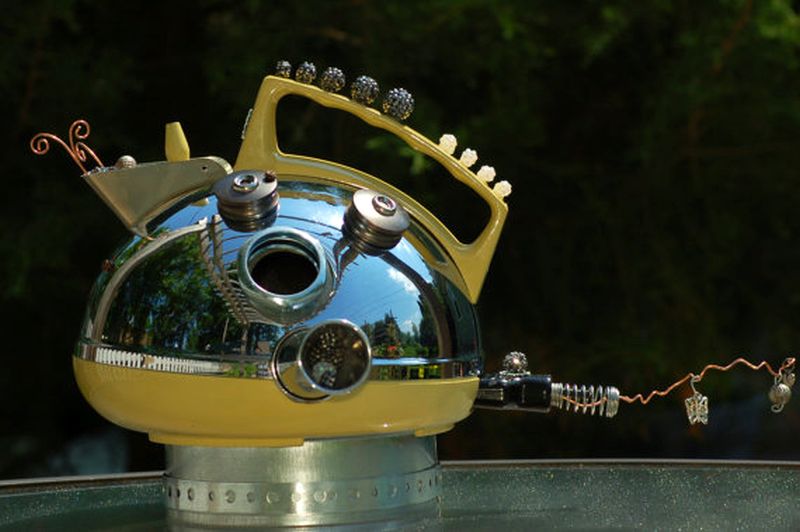 Space jet teapot birdhouse