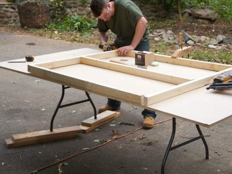 Build your own DIY hanging treehouse with no floor support Homecrux