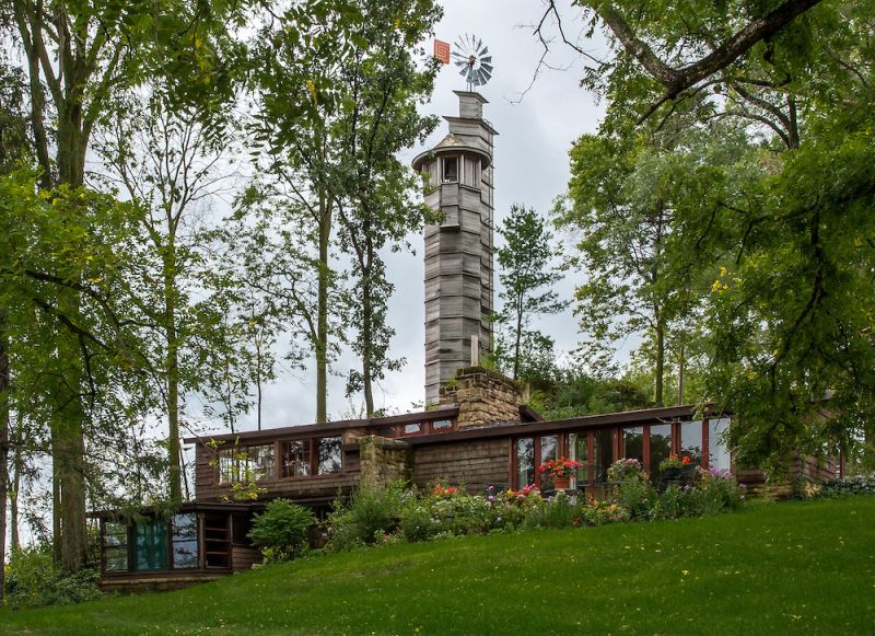 Frank Lloyd Wright Romieo and Juliet windmill