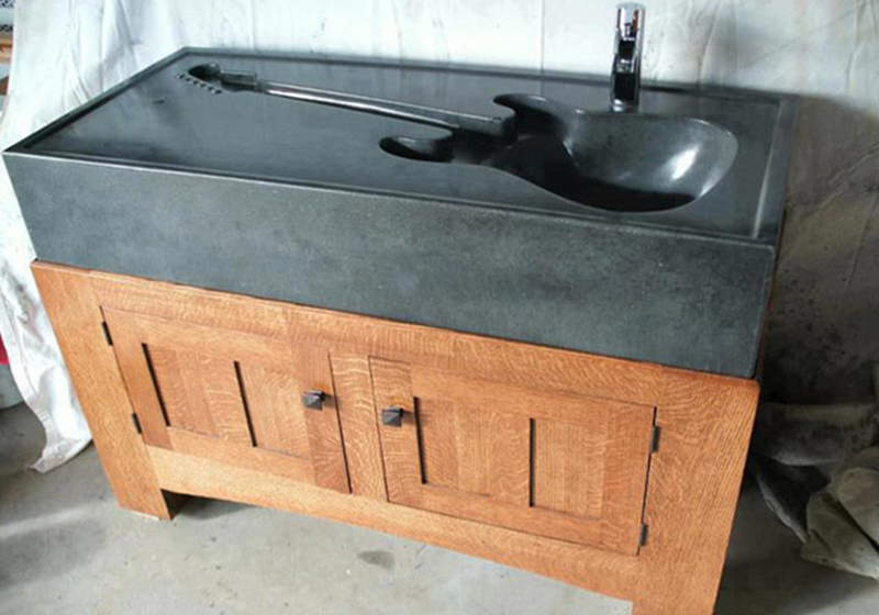 Guitar shaped sink 