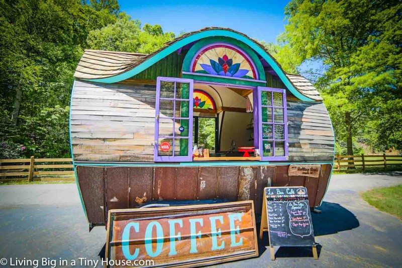 Le Bon tiny house café comes straight out of fairy world