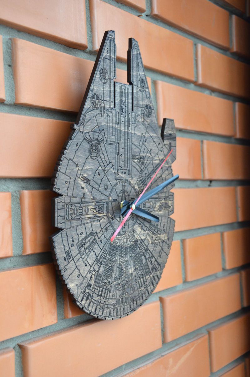 Millennium Falcon wooden wall clock helps you keep track of time