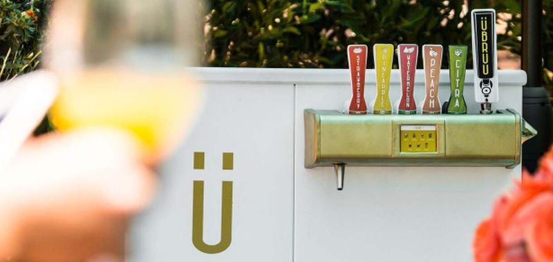 Ubruu beverage dispenser