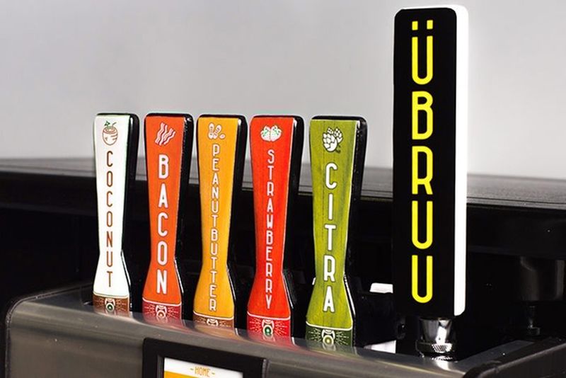 Ubruu beverage dispenser