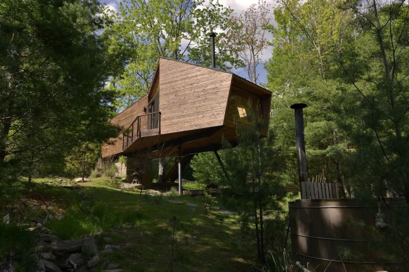 Willow Treehouse in New York is Amazing Piece of Architecture 