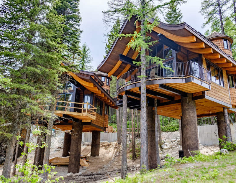 World’s first ski-in, ski-out treehouses in Montana are perfect for laidback skiers 