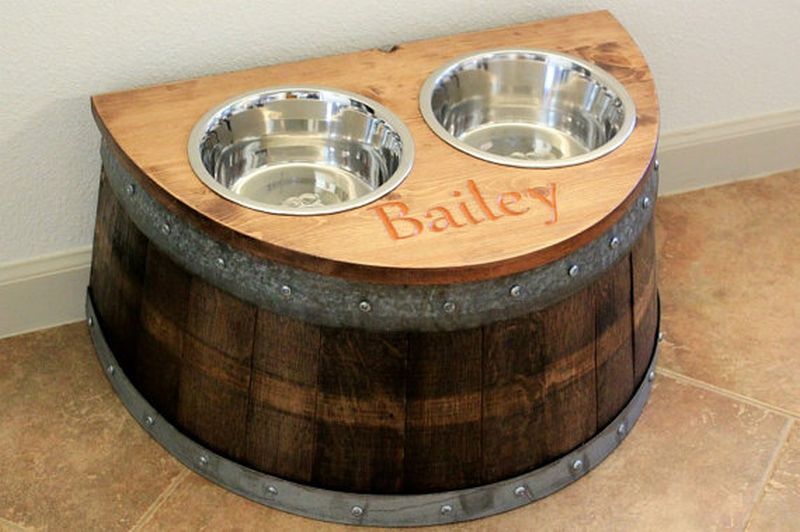 dog feedar made from barrel