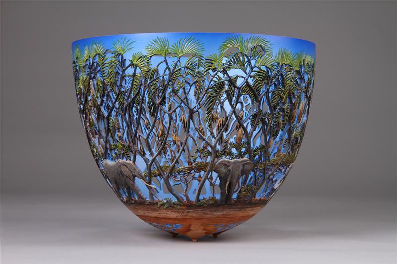 hand-carved-wooden-bowls-by-gordon-pembridge