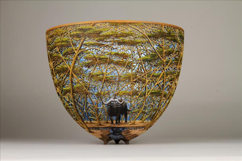 hand-carved-wooden-bowls-by-gordon-pembridge