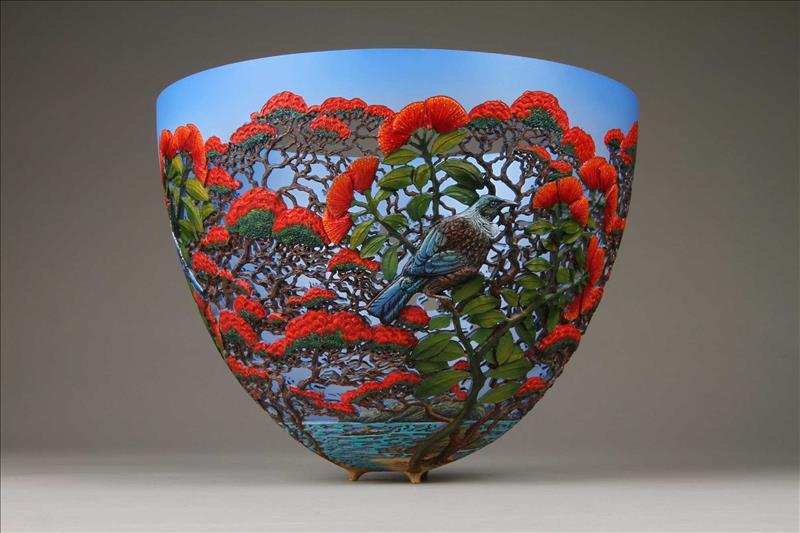 hand-carved-wooden-bowls-by-gordon-pembridge