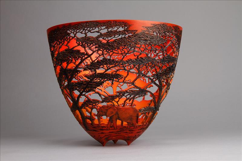 hand-carved-wooden-bowls-by-gordon-pembridge