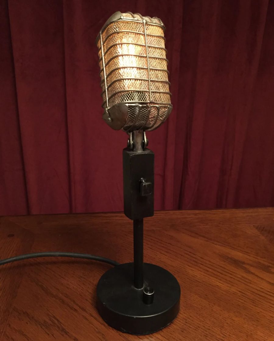 music themed table lamp