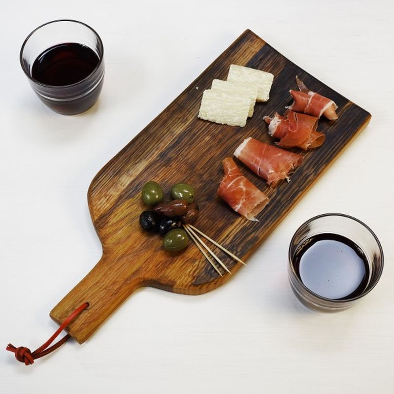 wine-gifts-cheeseboard-oak-barrel