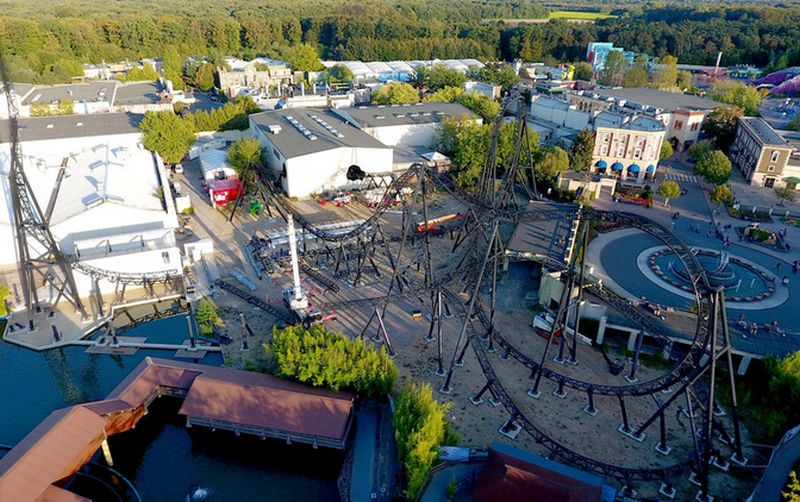 world’s first Star Trek roller coaster