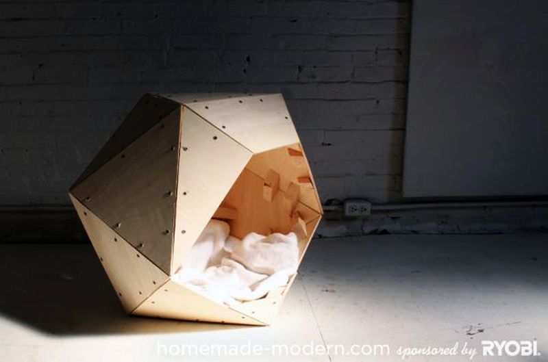 Geometric Doghouse