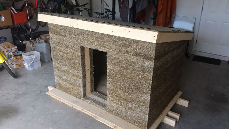 CFCC student builds sustainable doghouse from versatile hempcrete