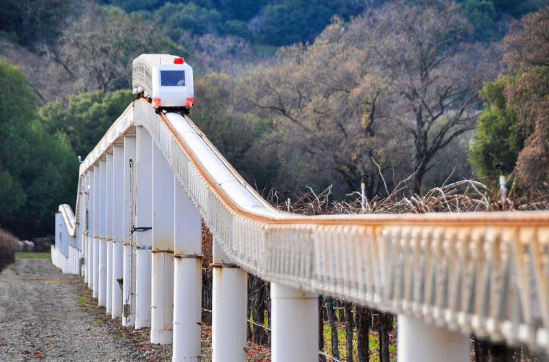 Man builds prototype of atmospheric transportation system at his vineyard 