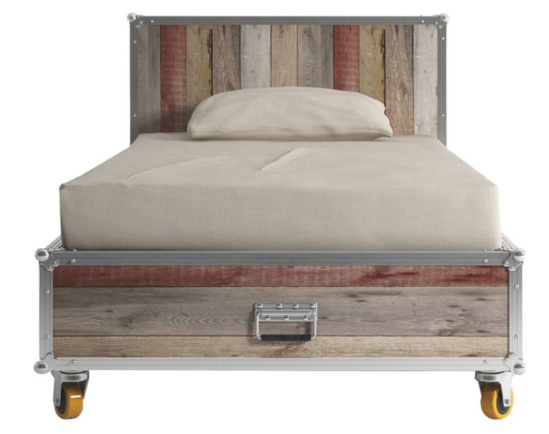 Roadie Storage bed by Karpenter