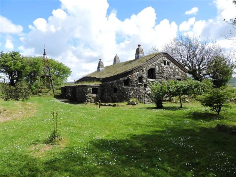 Ty cwrdd bach hobbit house Uk