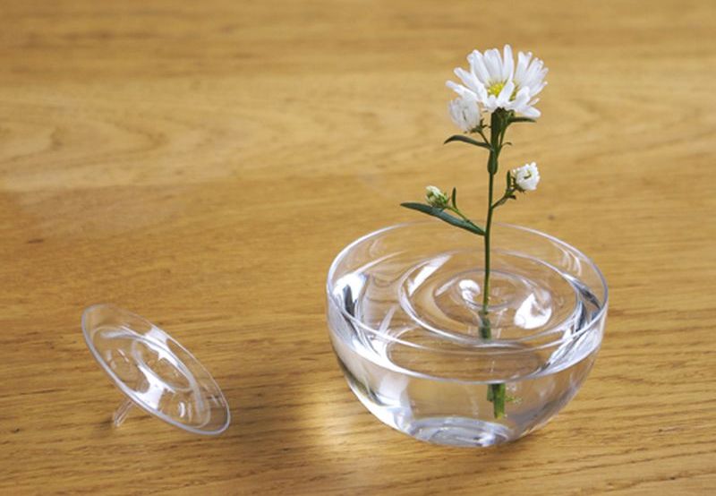 Floating Vase by Oodesign