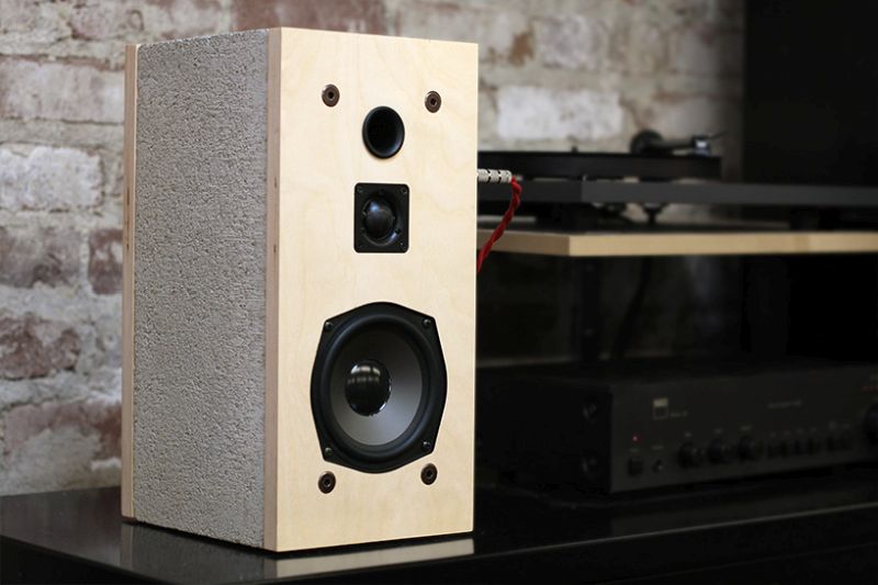 Cinder concrete Speaker by Daniel 