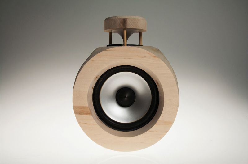 Concrete and Beech Wood Speaker by James Garrad