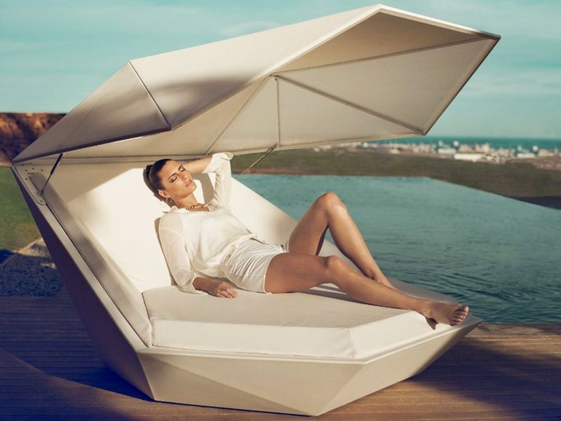 Outdoor daybed by Vondom