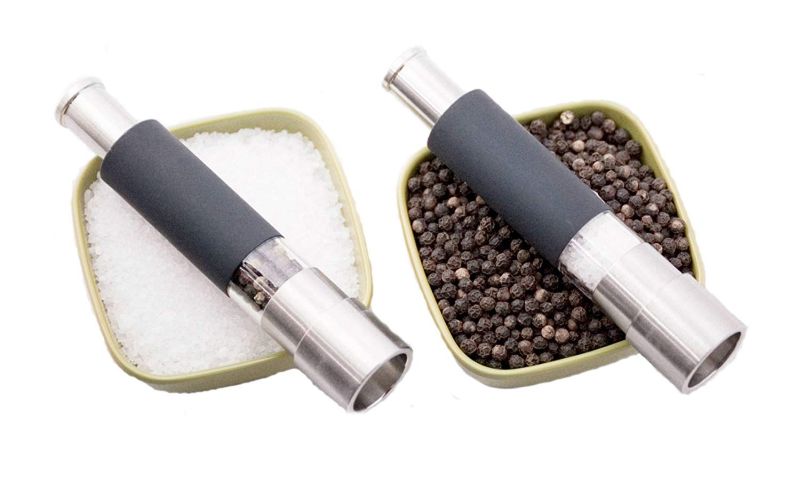 Black pepper grinding machine 