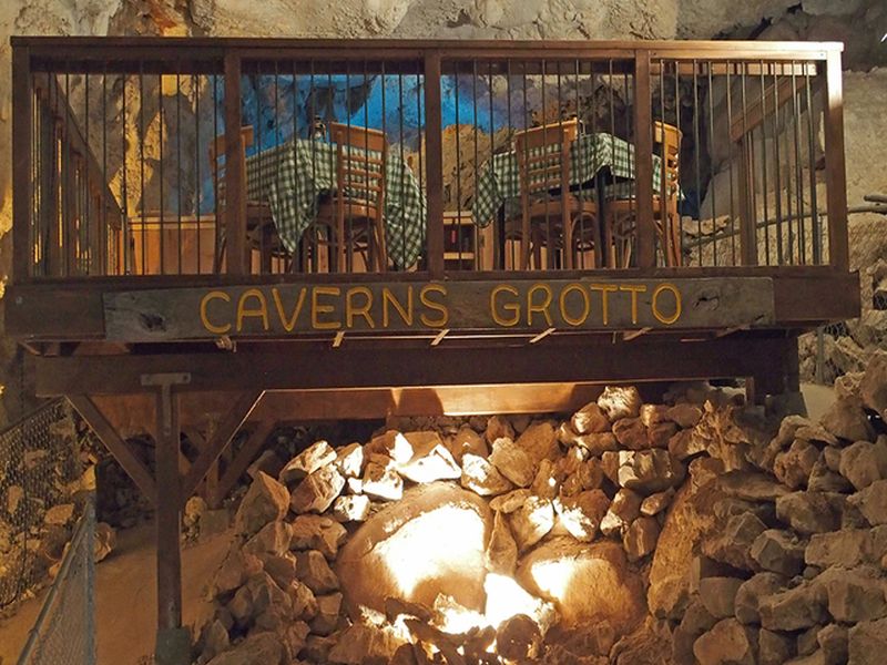 Cavern Grotto Restaurant in Arizona