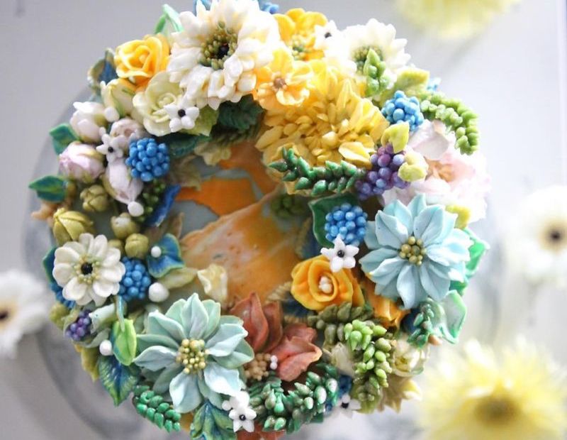 Awe-inspiring Buttercream floral cake