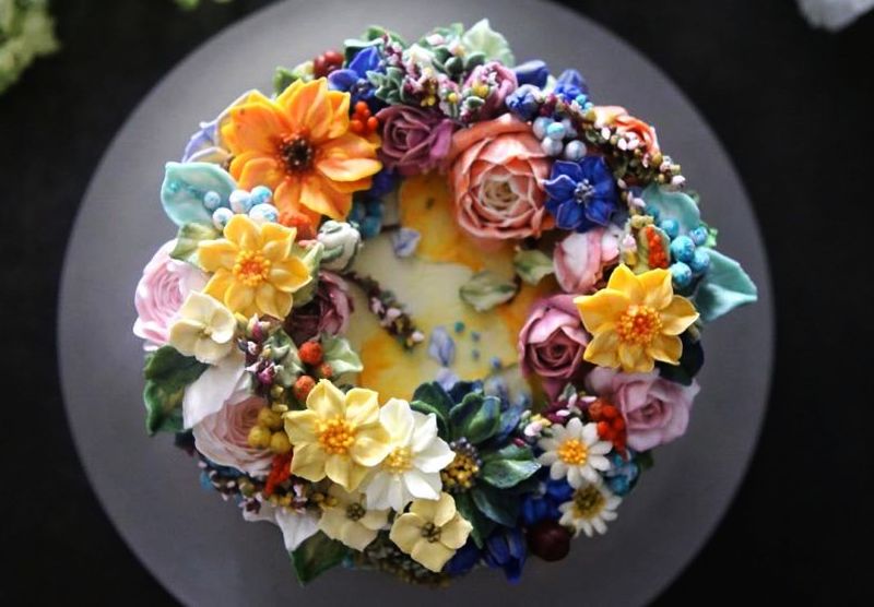 Buttercream floral cake by Atelier Soo