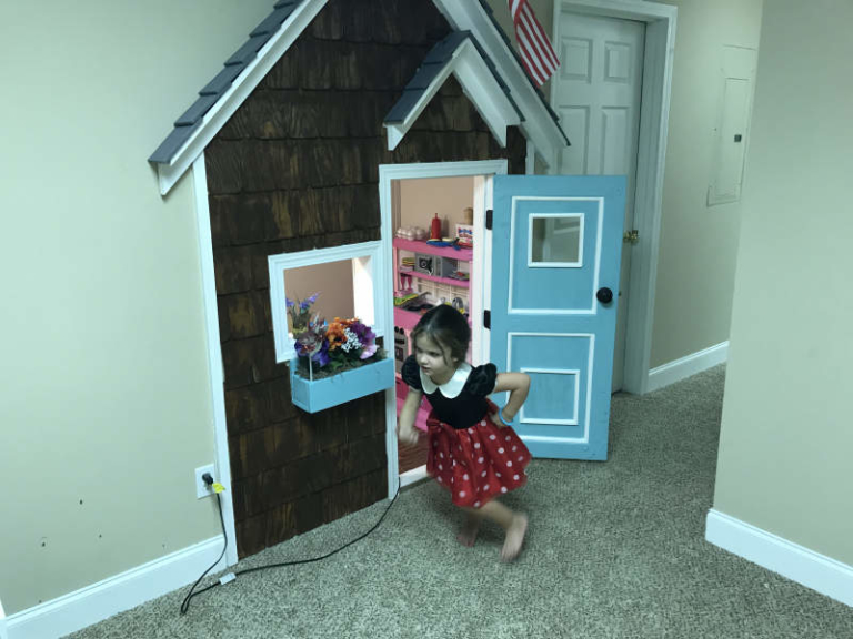 Dad Builds Under Stairs Playhouse for his Little Daughter