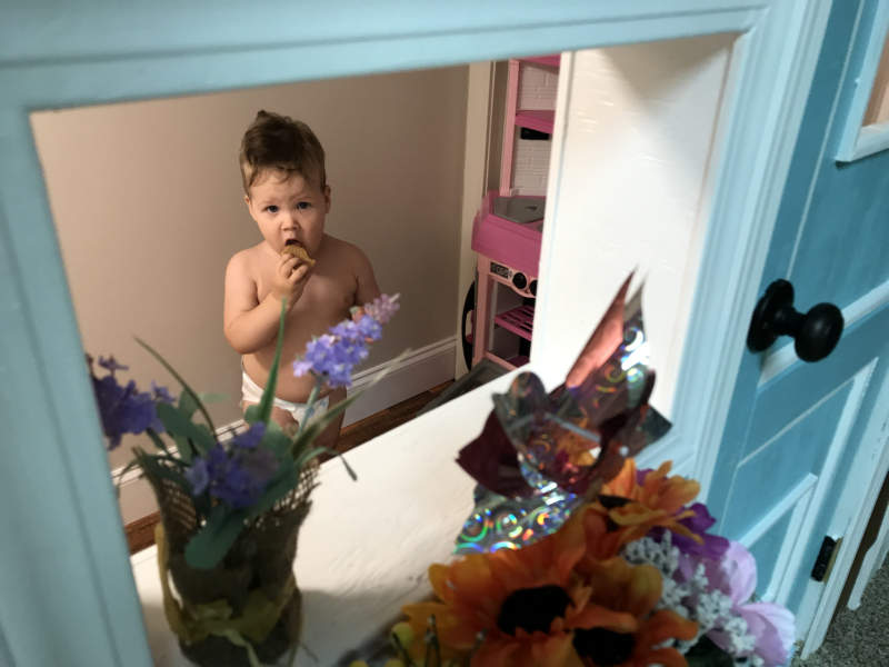 Georgia dad builds under stairs playhouse for his little daughter 