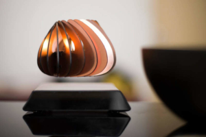 Spirale, the world’s first levitating candle holder defies gravity