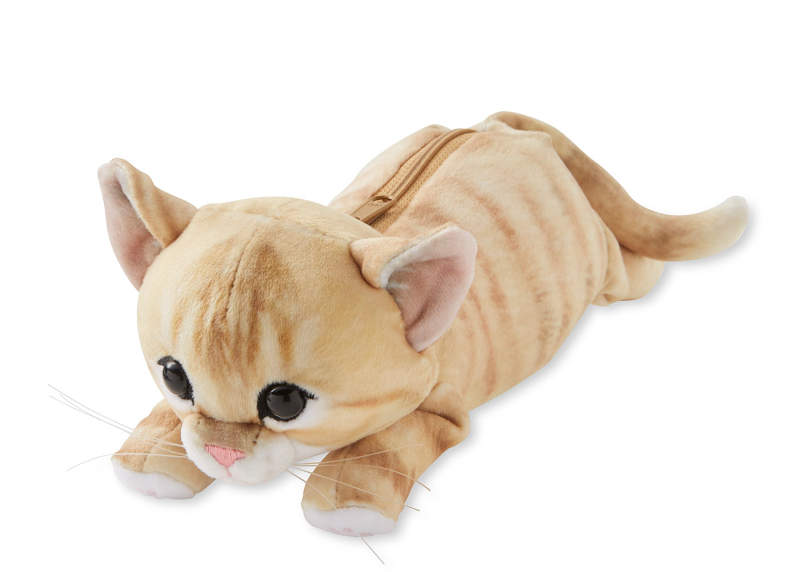 These cuddly cat-shaped zippered pouches are too cute to handle 