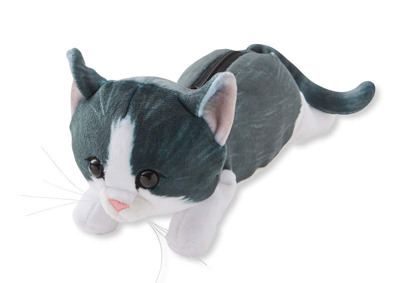 These cuddly cat-shaped zippered pouches are too cute to handle 