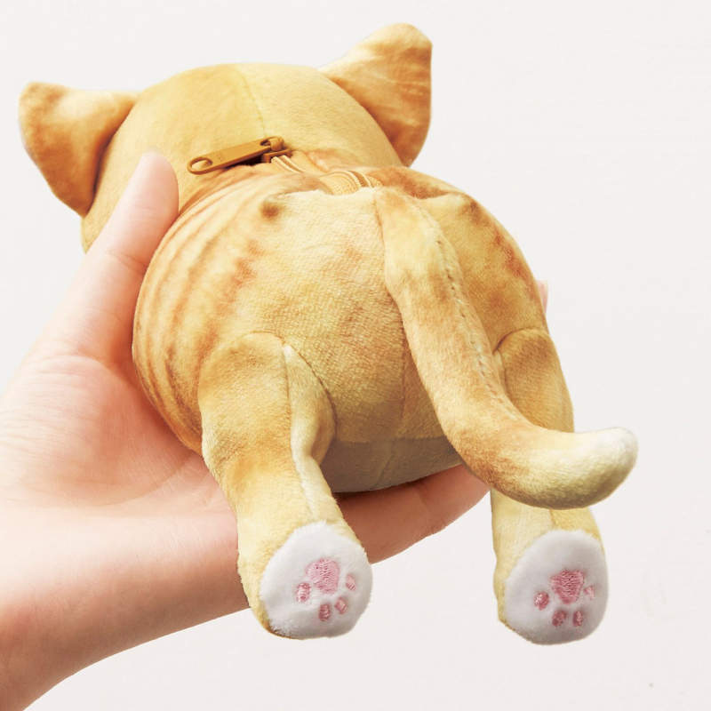 These cuddly cat-shaped zippered pouches are too cute to handle 