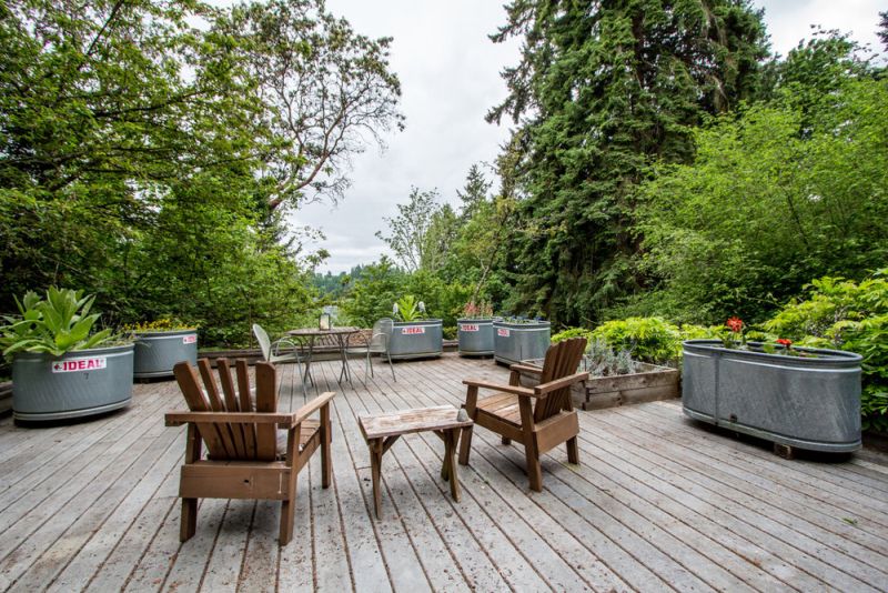 Treehouse Tower's patio