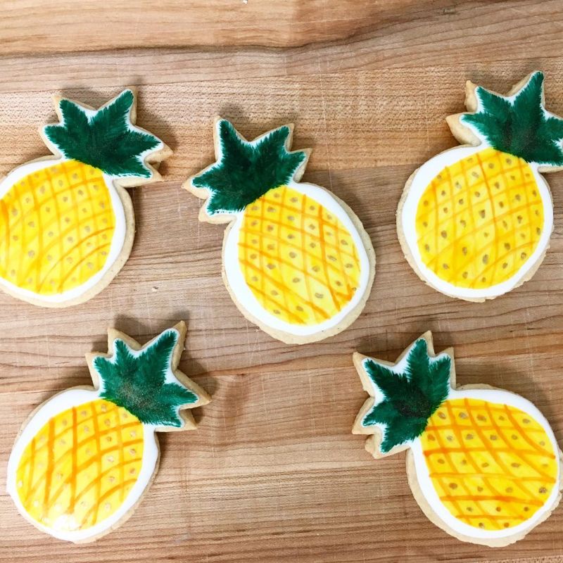 Pineapple macarons by Bisous Bisous Patisserie shop