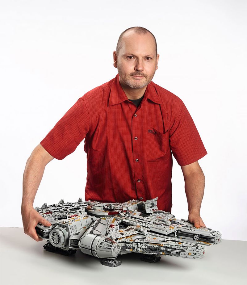 7,541-piece Millennium Falcon