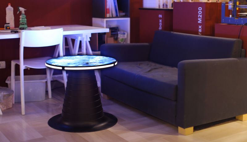 Microcromo coffee table