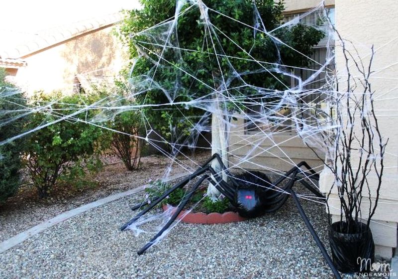 15+ Outdoor Halloween Decoration Ideas Everyone Should Try