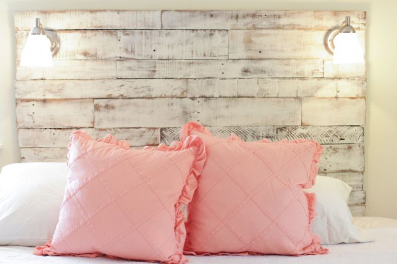 DIY distressed HeadBoard for Bed