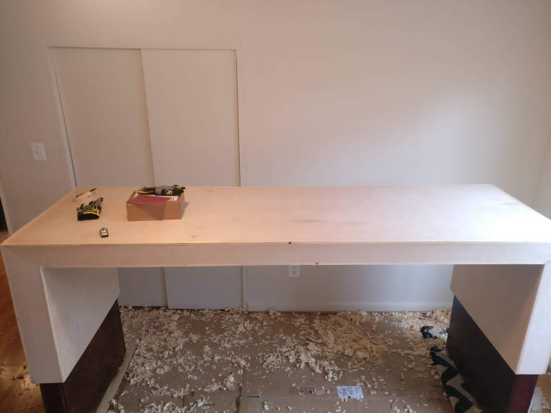 Redditor builds height-adjustable desk for under $400