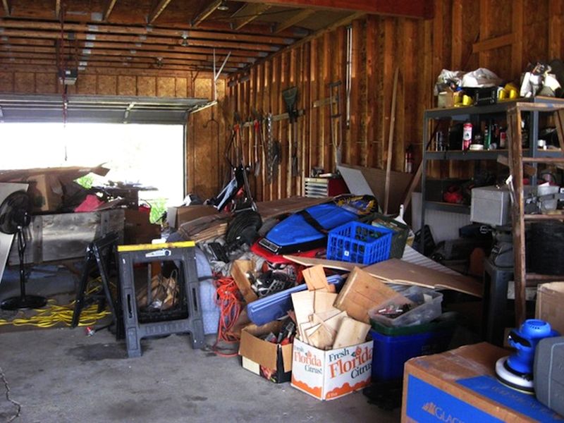 How to Keep Your Garage Clean and Tidy